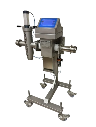Detectronic Pipeline Detector